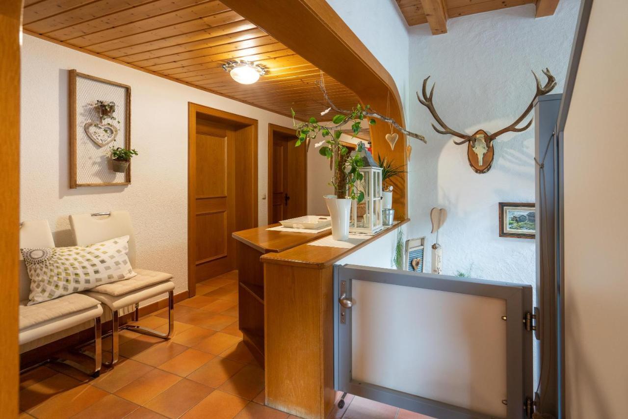 Gaestehaus Fitsch - Ferienwohnung In Silbertal Exterior photo
